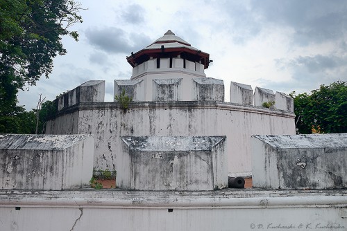 Jeden ze starych fortów na terenie starej części Bangkoku.